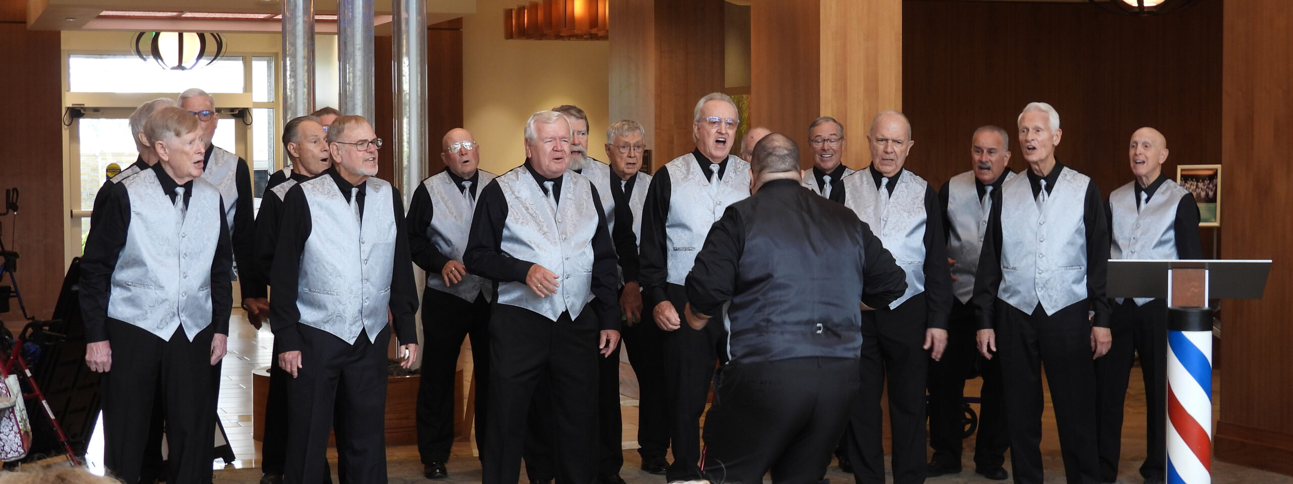 Gulf Coast Harmonizers full chorus